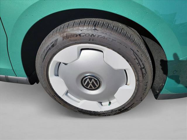 Used 2025 Volkswagen ID. Buzz 1st Edition AWD/4WD image 9