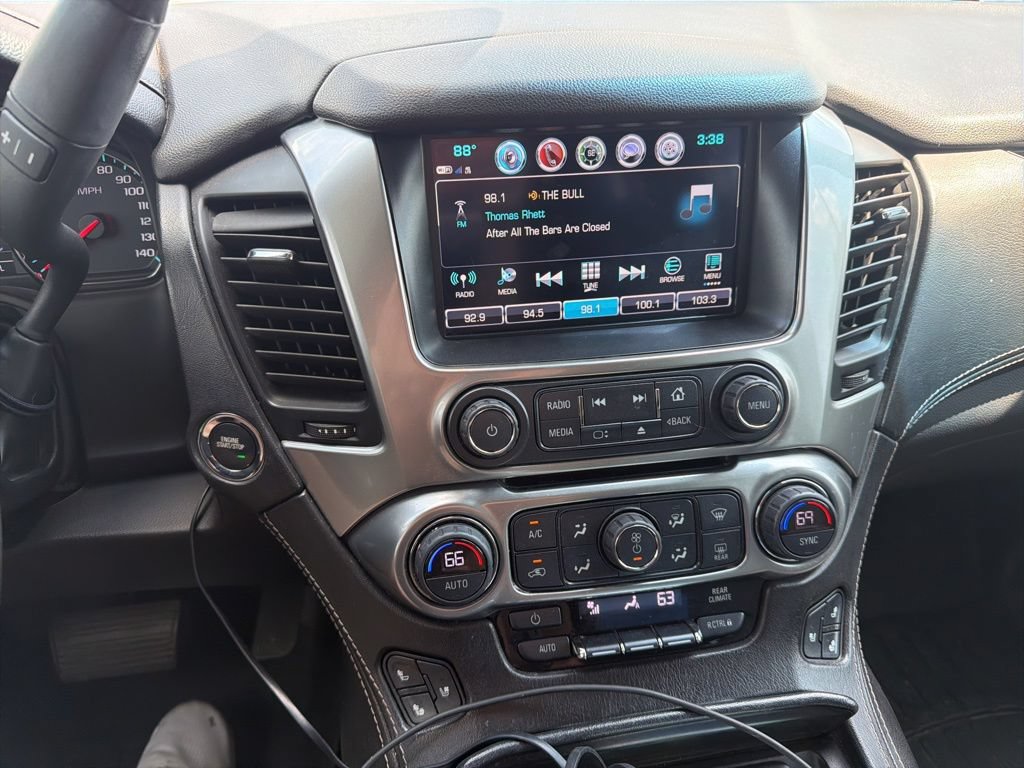 Used 2018 Chevrolet Suburban Premier AWD/4WD image 10