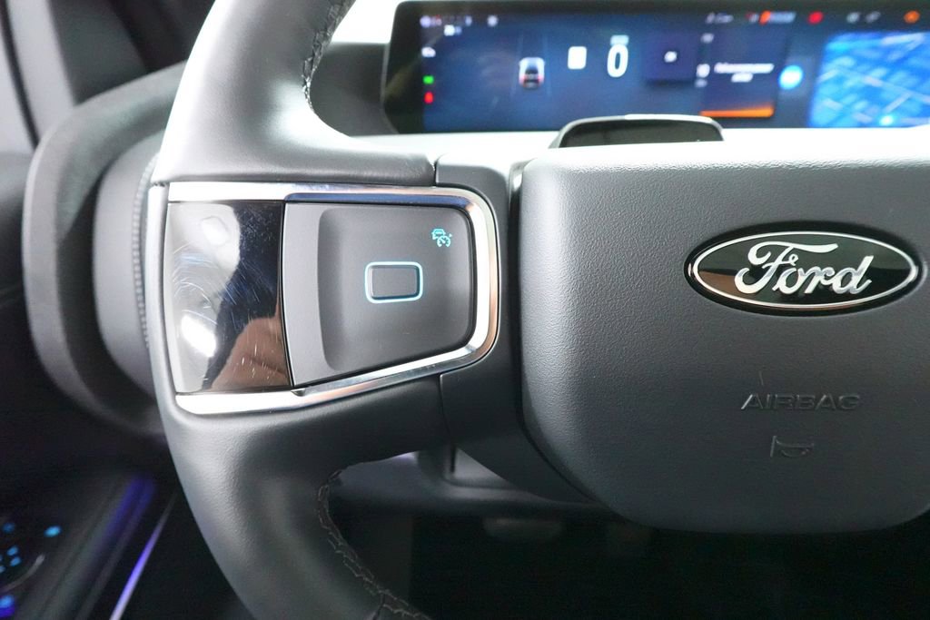 New 2026 Ford Expedition Platinum image 11