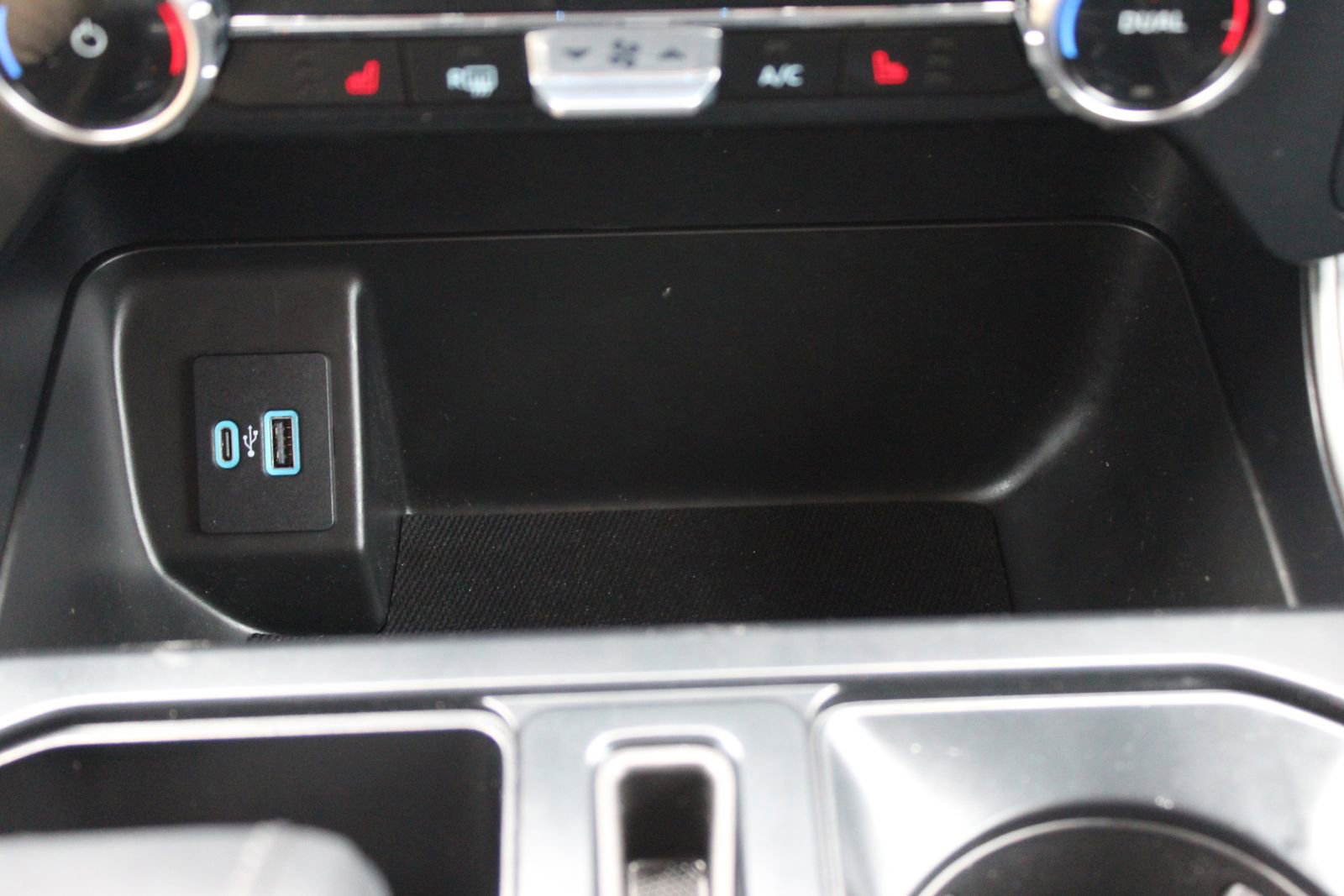 Used 2024 Ford F150 XLT w/ Equipment Group 302A MID image 39