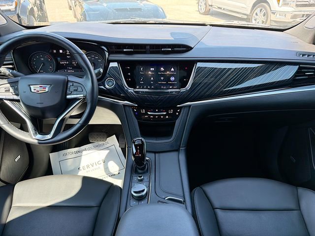 Used 2024 Cadillac XT6 Premium Luxury w/ Technology Package image 20