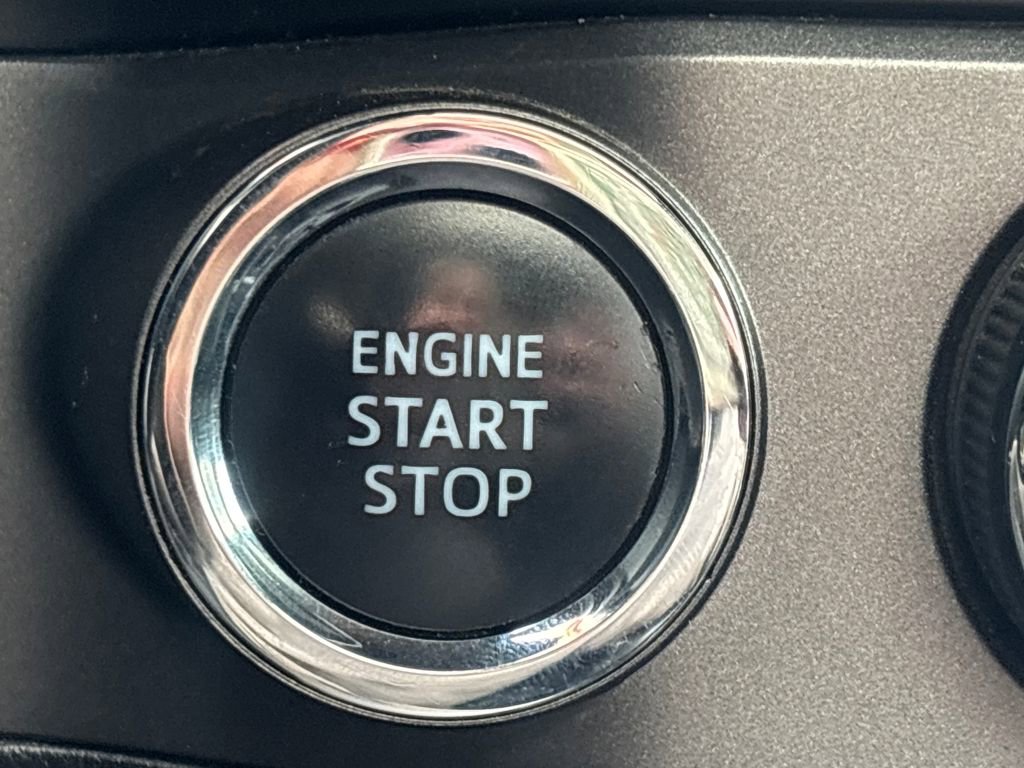 Used 2017 Toyota Tacoma TRD Off-Road image 18