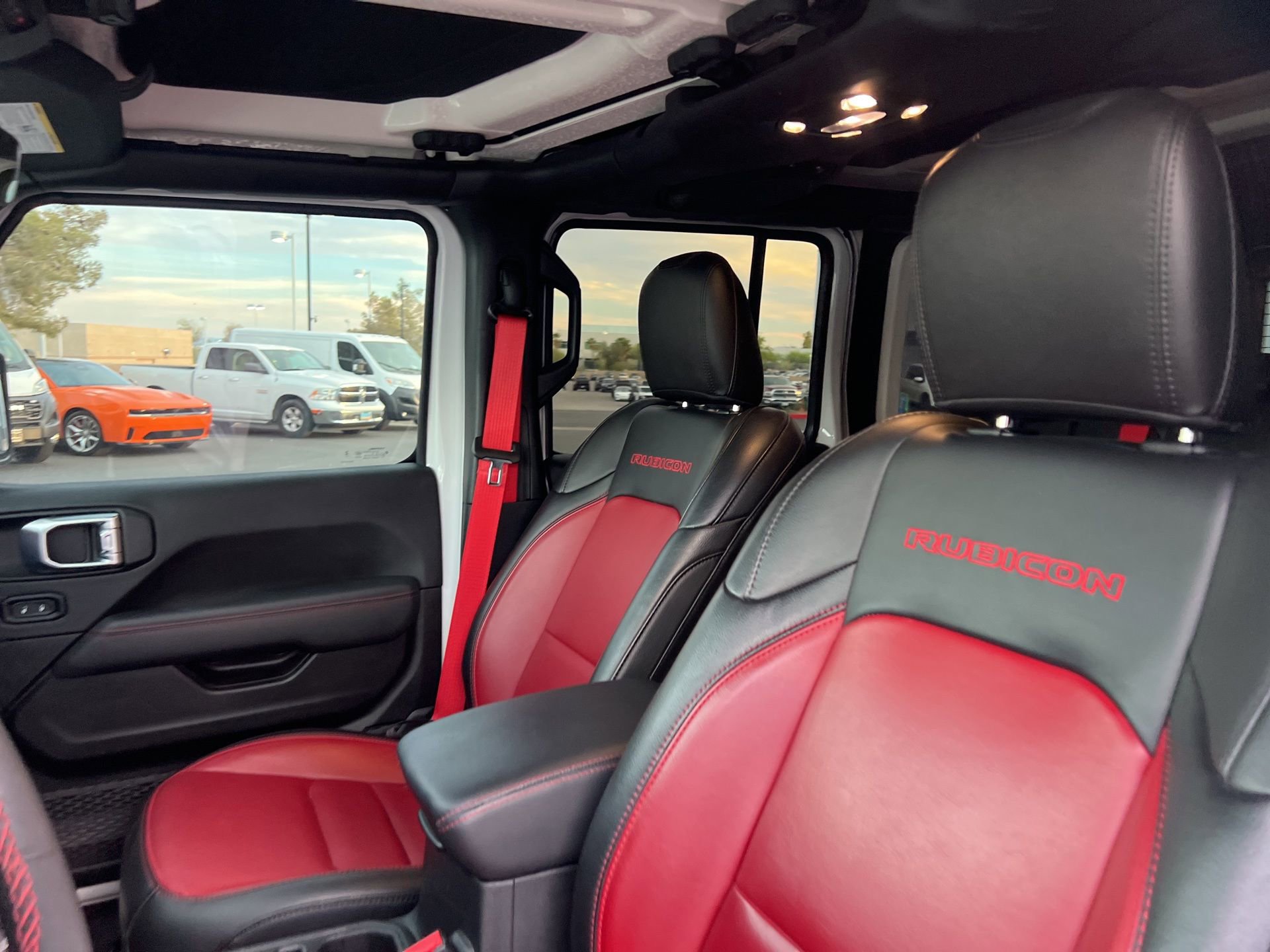 Used 2023 Jeep Wrangler Unlimited Rubicon 4xe image 31