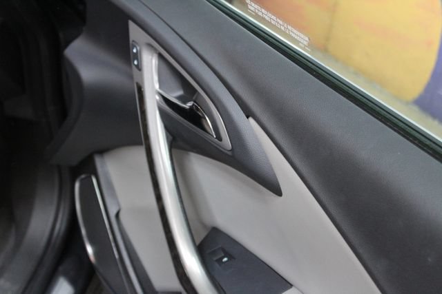 Used 2017 Buick Verano Convenience FWD image 11