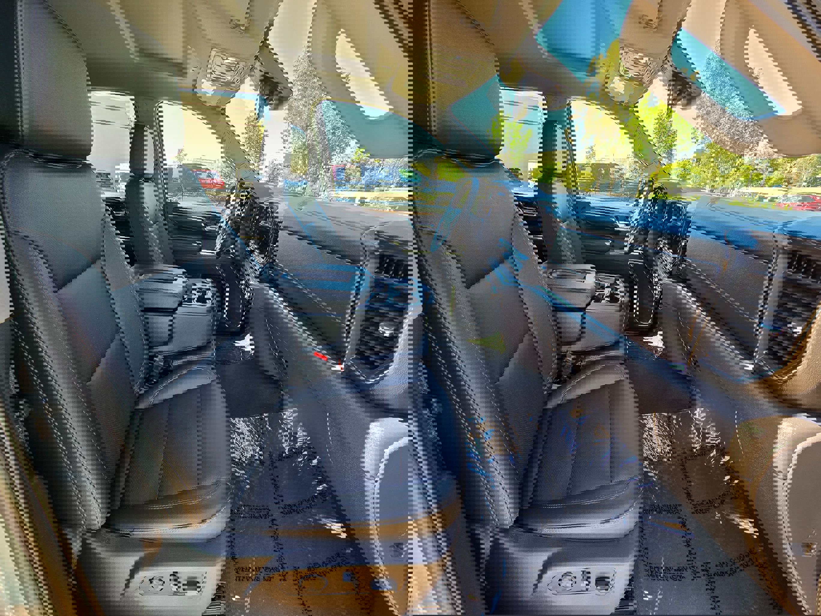Used 2025 GMC Sierra 1500 SLT image 35