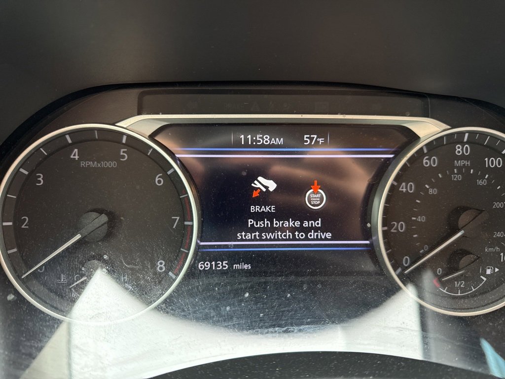 Used 2022 Nissan Sentra SV w/ SV Premium Package image 10