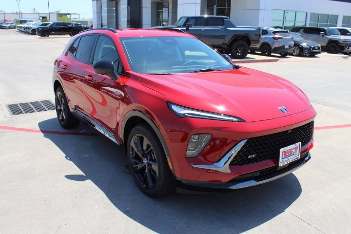 New 2025 Buick Envision Sport Touring image 7