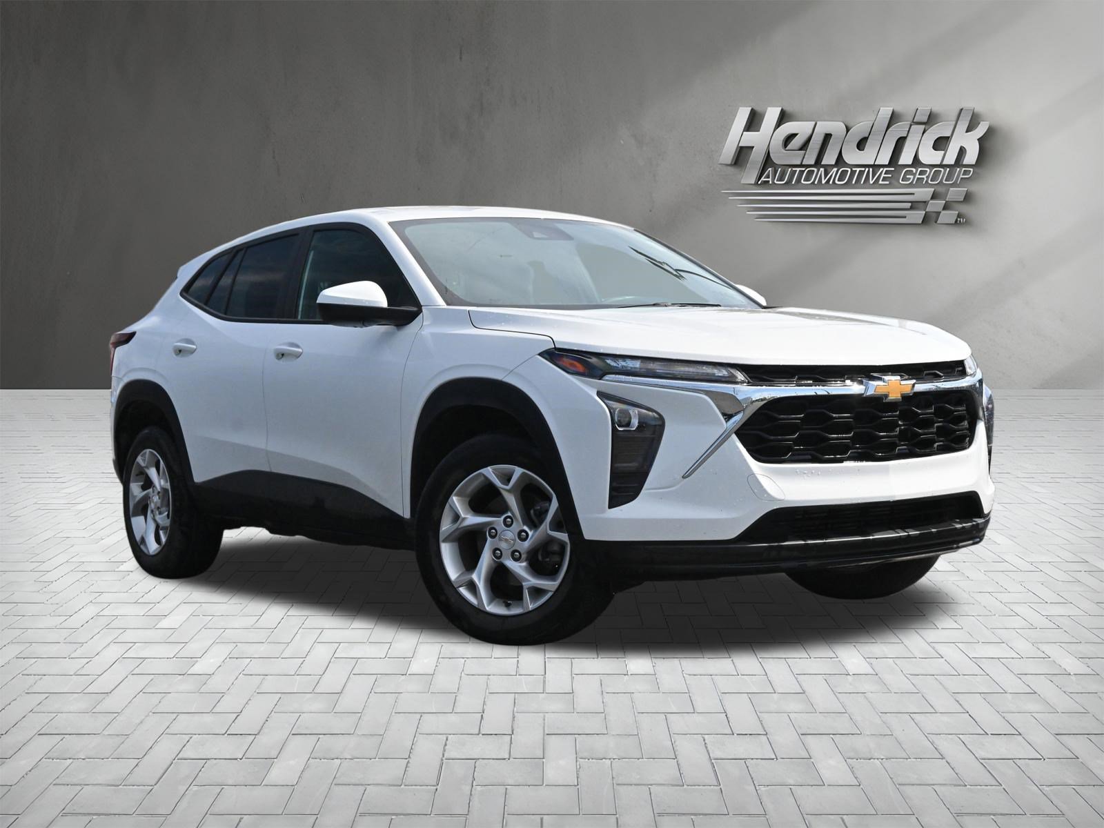 Used 2024 Chevrolet Trax LS w/ LS Convenience Package video 2