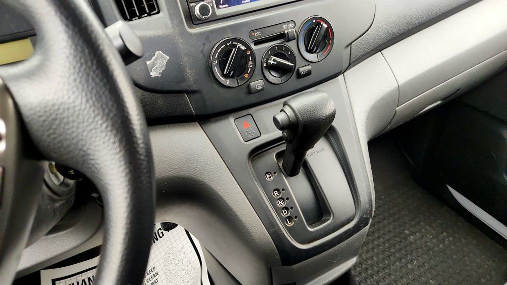 Used 2021 Nissan NV200 SV w/ Sliding Door Glass Package image 15