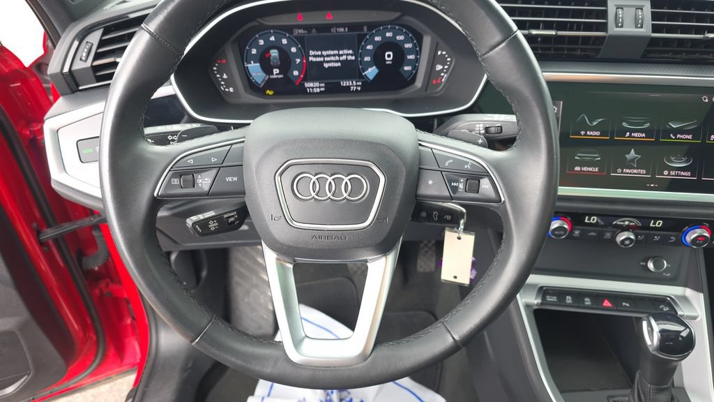 Used 2025 Audi Q3 2.0T Premium AWD/4WD image 15