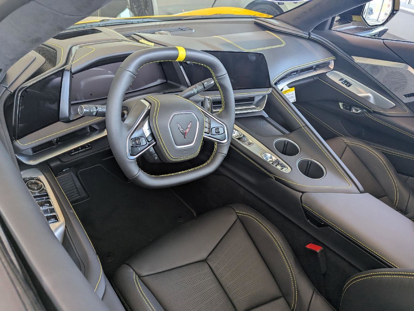 New 2026 Chevrolet Corvette Stingray Premium Conv w/ Z51 Performance Package RWD image 22