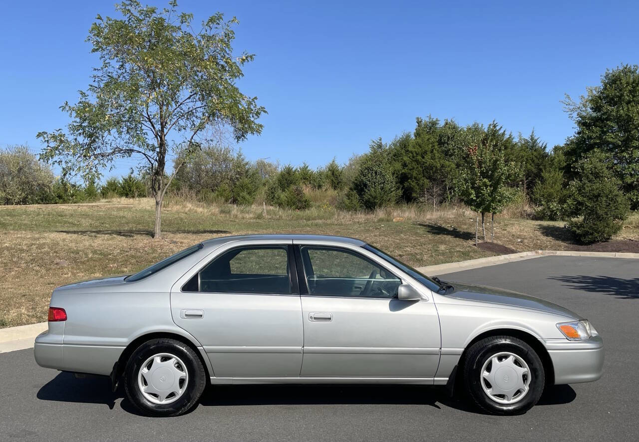 Used 2000 Toyota Camry CE image 7