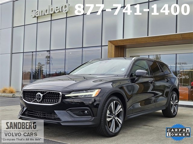 Used 2025 Volvo V60 B5 Cross Country Plus