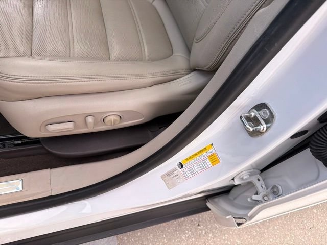 Used 2019 GMC Acadia Denali w/ Technology Package FWD image 32