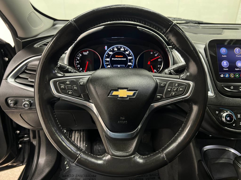Used 2020 Chevrolet Malibu Premier image 24