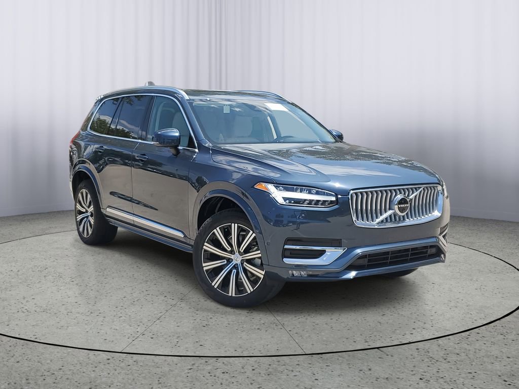 New 2025 Volvo XC90 B6 Plus w/ Protection Package Premier