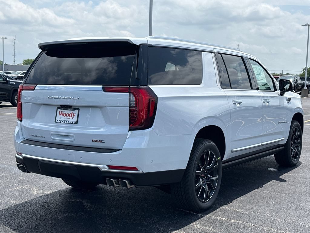 New 2026 GMC Yukon XL Denali w/ Denali Reserve Package AWD/4WD image 8
