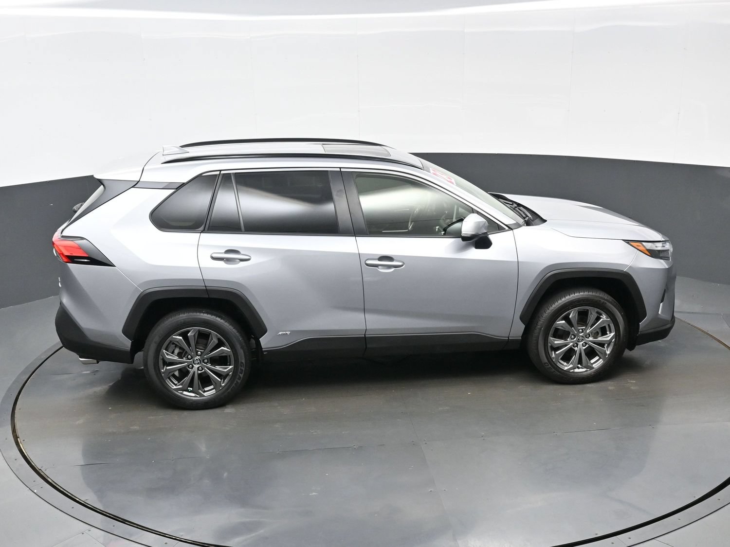 Used 2023 Toyota RAV4 XLE Premium AWD/4WD image 43