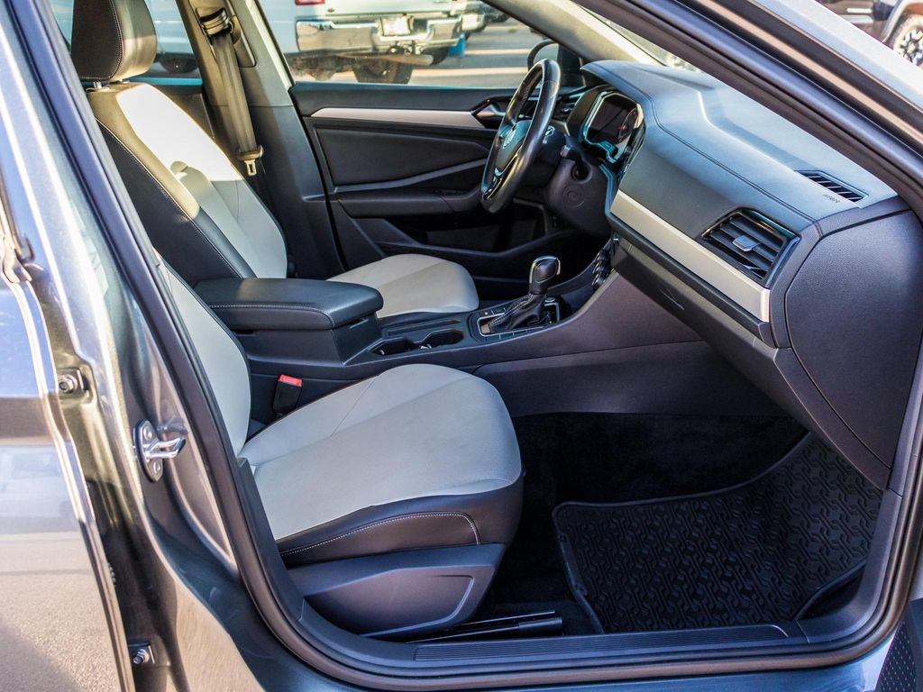 Used 2020 Volkswagen Jetta R-Line FWD image 69