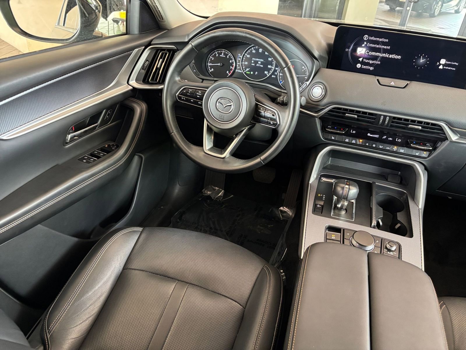 Used 2025 MAZDA CX-90 3.3 Turbo w/ Preferred Package AWD/4WD image 37