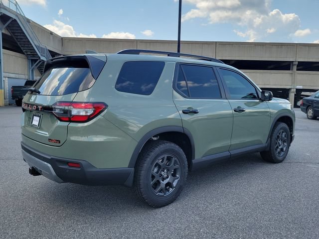 New 2026 Honda Pilot TrailSport image 4