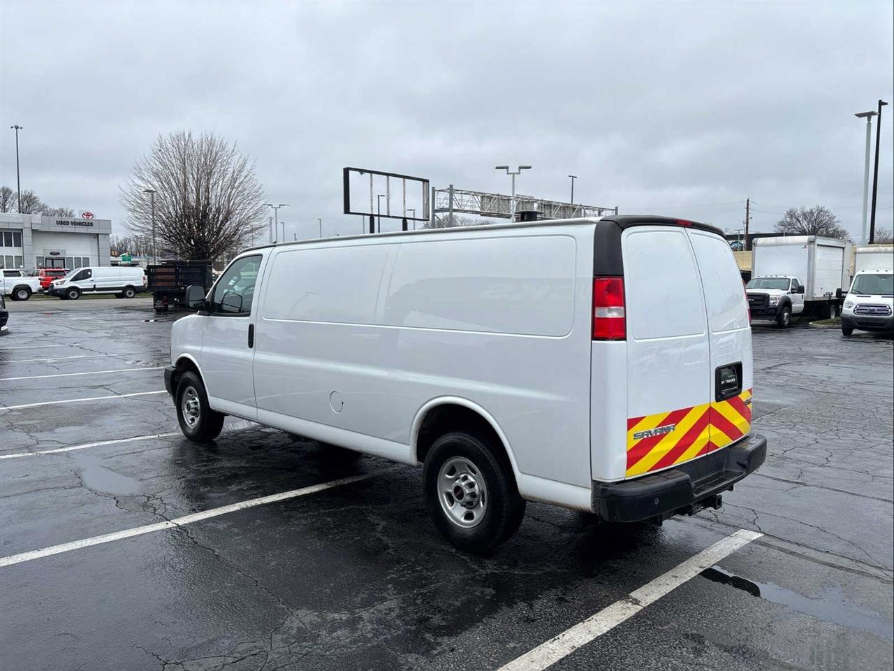 Used 2023 GMC Savana 2500 Extended w/ Driver Convenience Package image 6