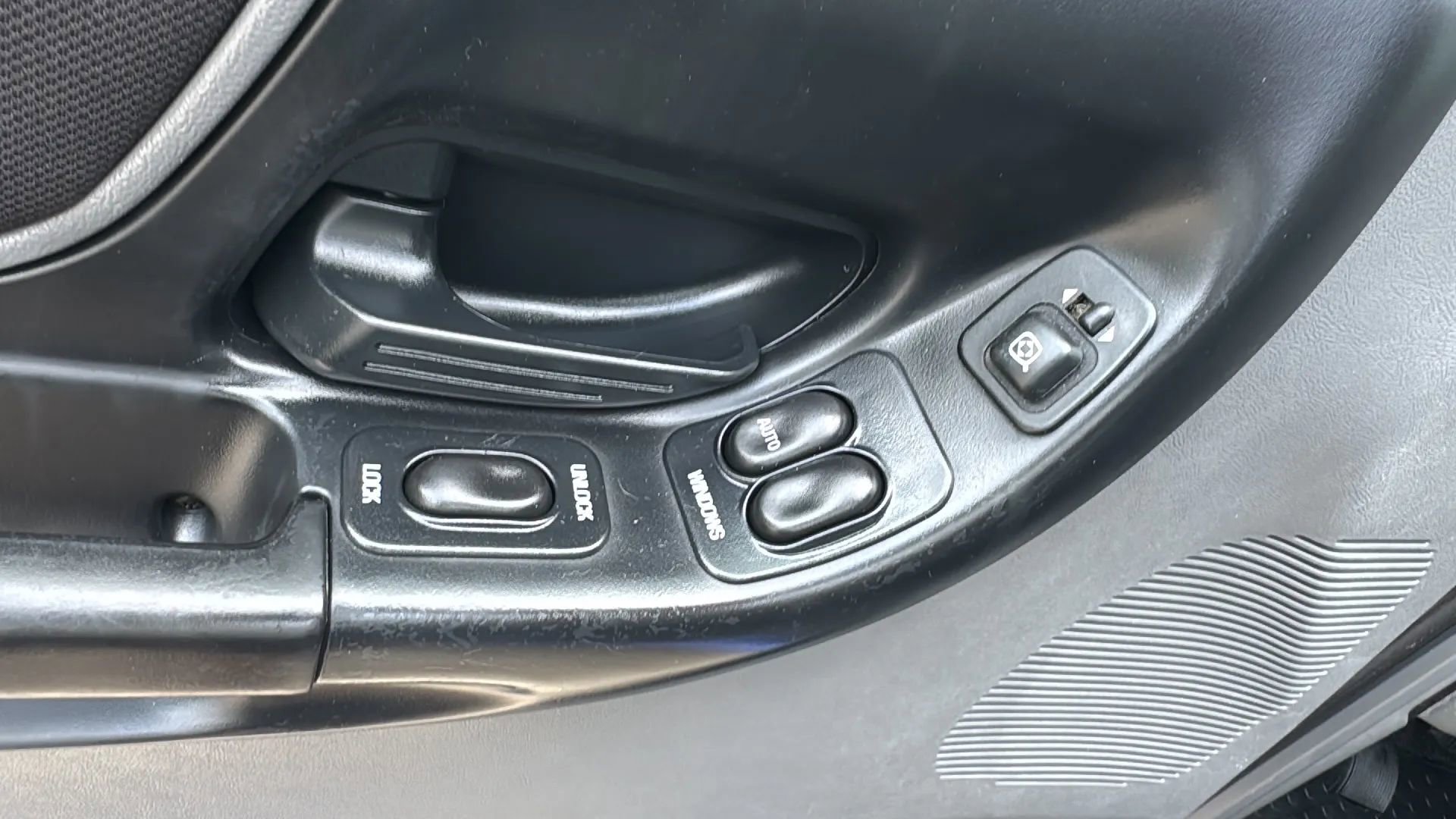 Used 2005 Ford Ranger Edge RWD image 13