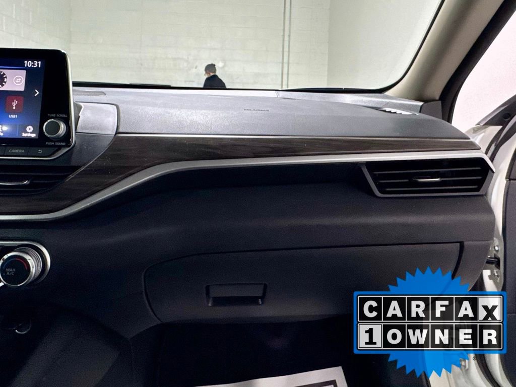 Used 2025 Nissan Altima 2.5 SV image 21
