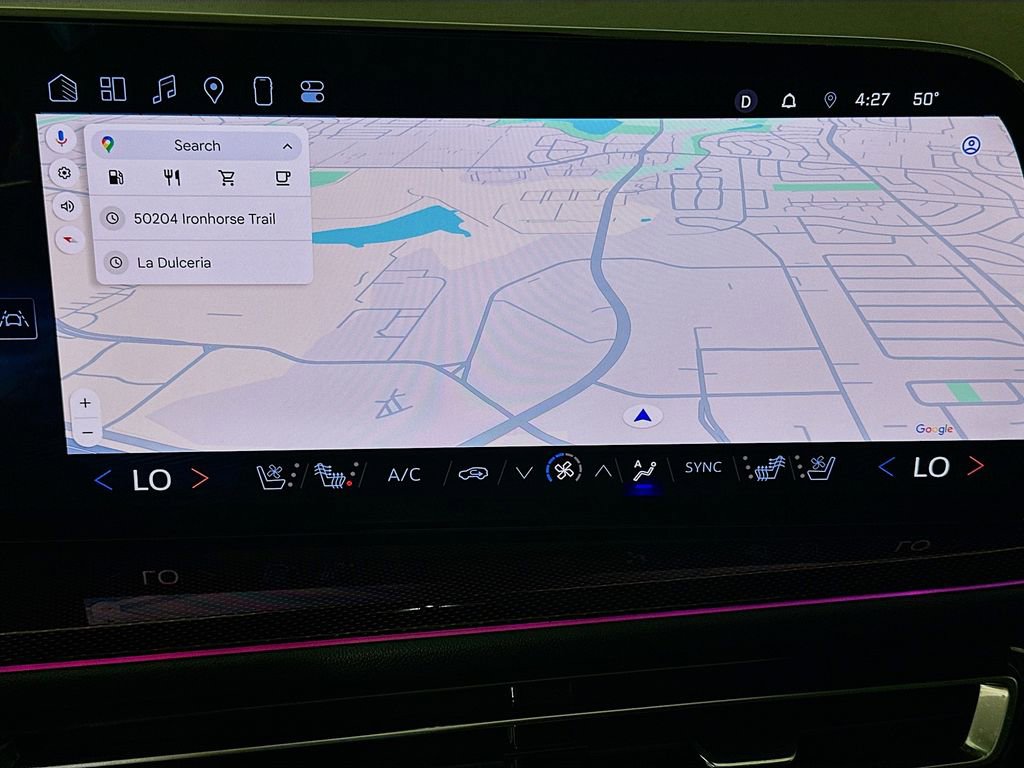 Used 2024 Chevrolet Traverse RS image 13