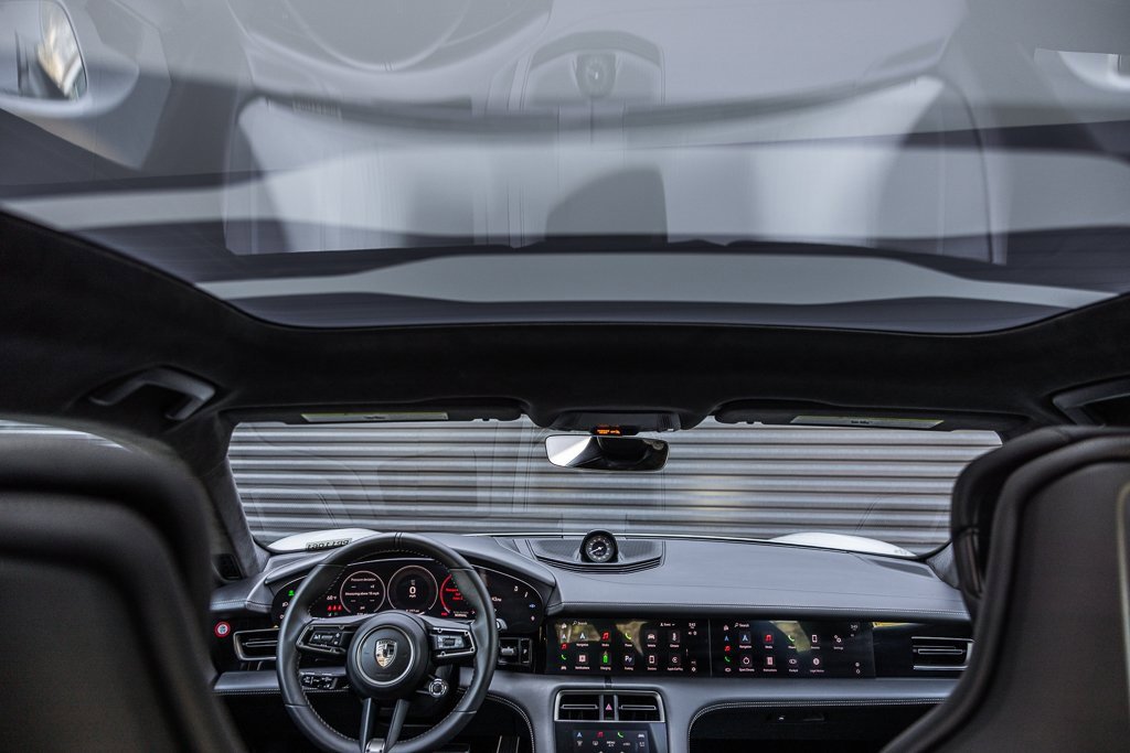 Certified 2025 Porsche Taycan Turbo image 17