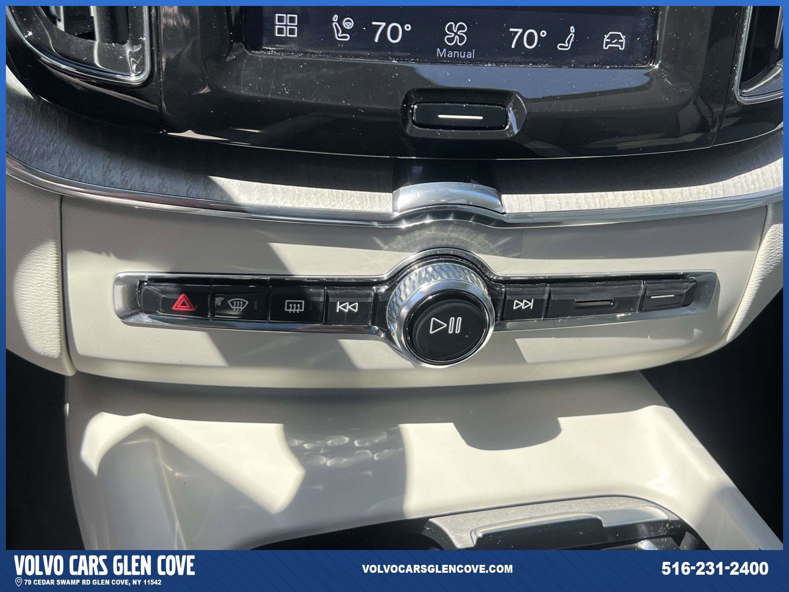 Certified 2024 Volvo XC60 B5 Plus w/ Protection Package Premier image 30