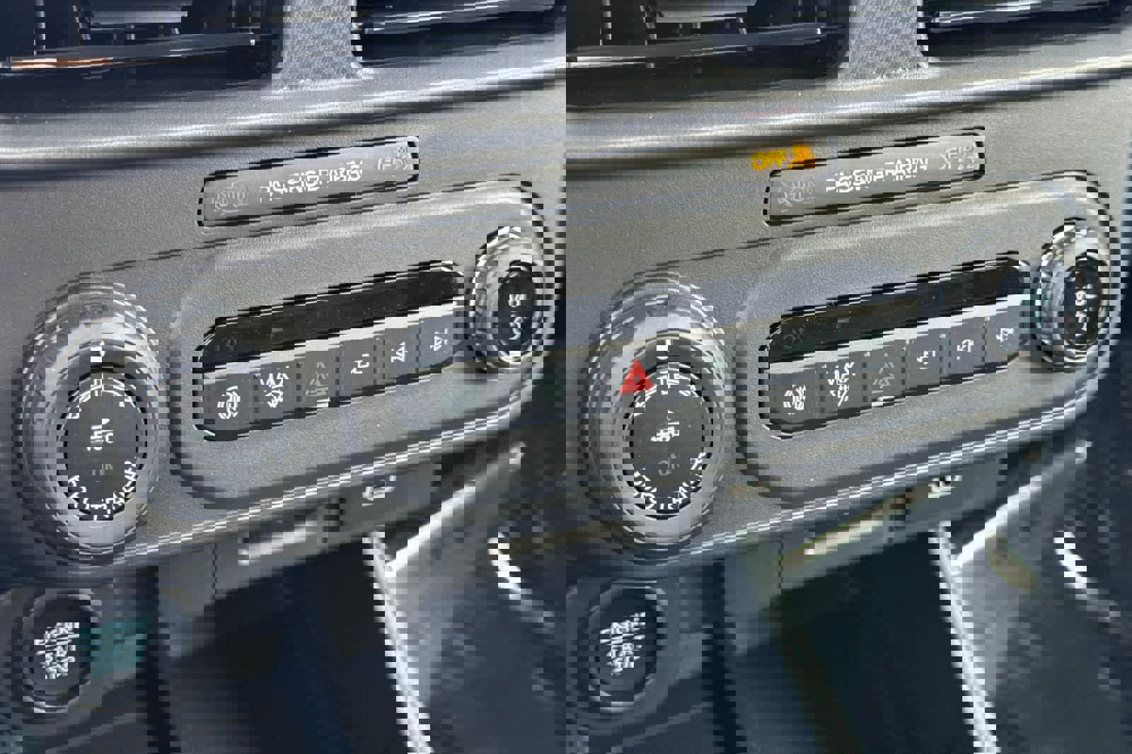 New 2026 Ford Maverick Lariat w/ Black Appearance Package image 27