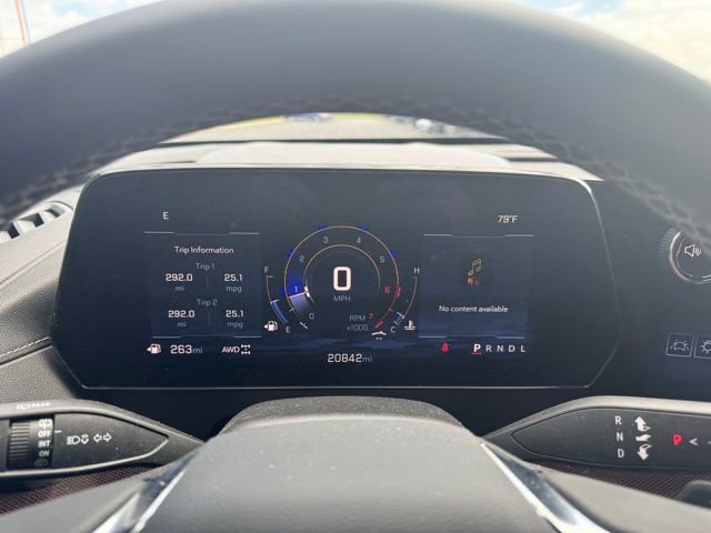 Used 2025 Chevrolet Traverse Z71 AWD/4WD image 24