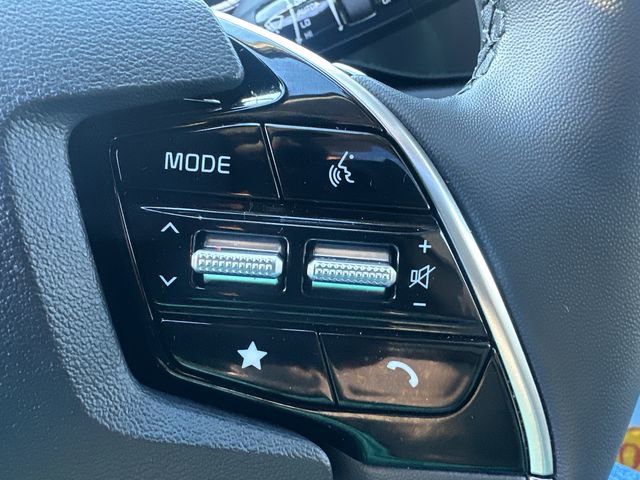 Used 2024 Kia Niro EX Touring image 28