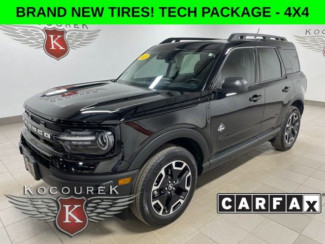 Used 2023 Ford Bronco Sport Outer Banks w/ Tech Package AWD/4WD image 3
