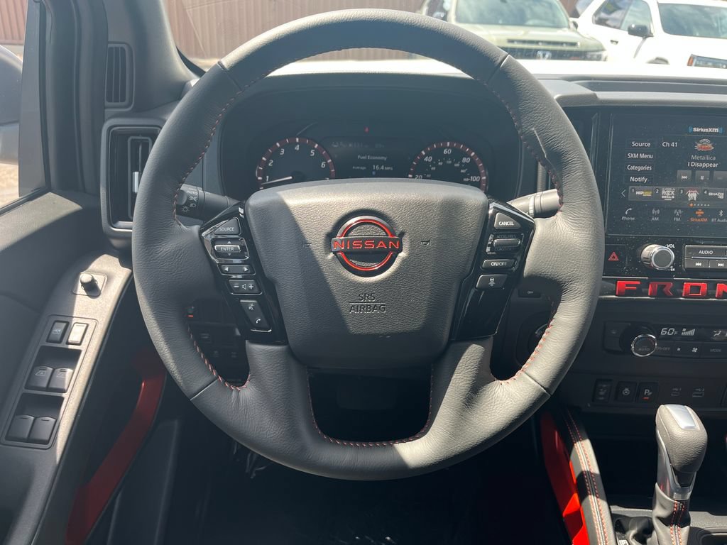 Used 2026 Nissan Frontier PRO-4X AWD/4WD image 14