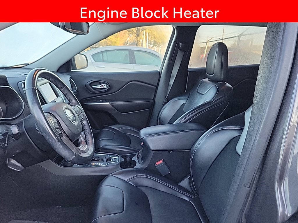 Used 2019 Jeep Cherokee Latitude Plus w/ Comfort/Convenience Group AWD/4WD image 6
