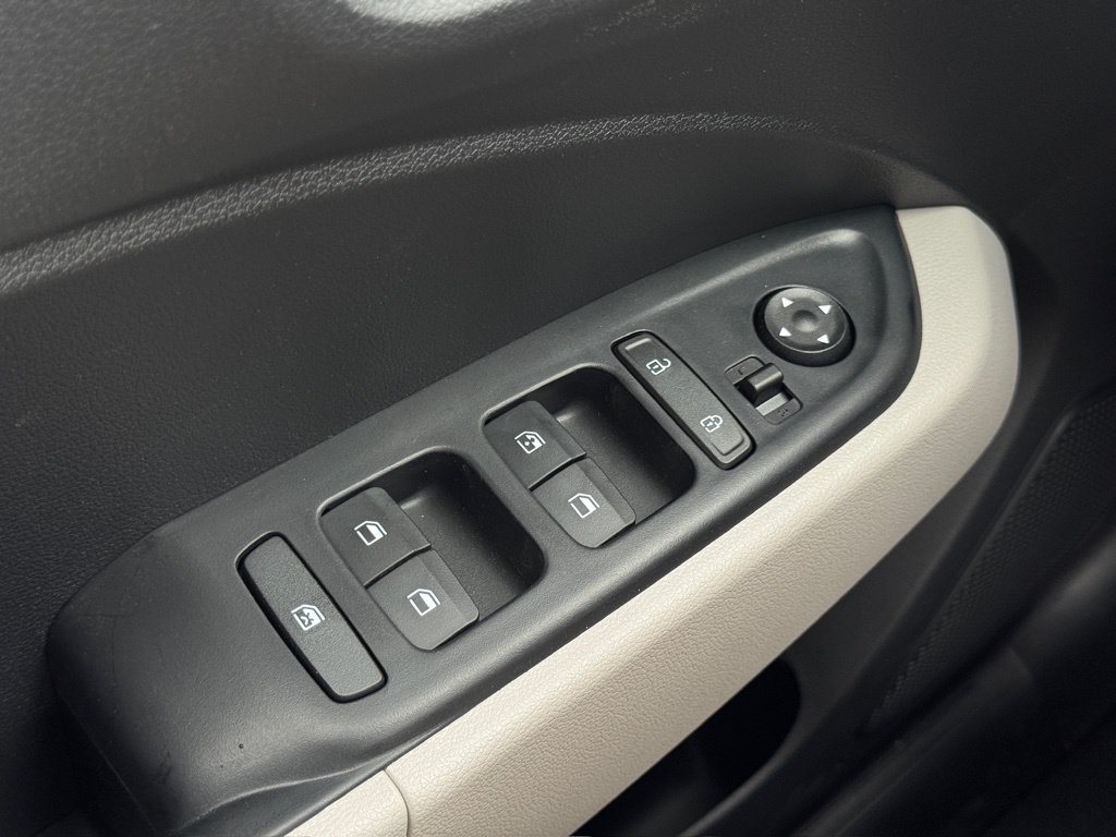 New 2026 Hyundai Venue SEL FWD image 21