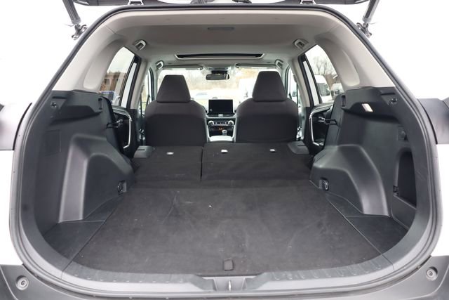 Used 2023 Toyota RAV4 XLE w/ Convenience Package image 31