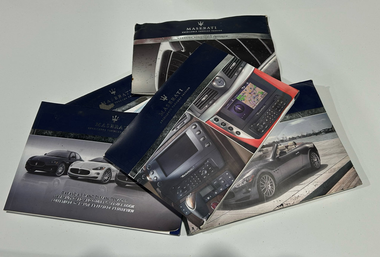 Used 2011 Maserati GranTurismo Convertible image 29