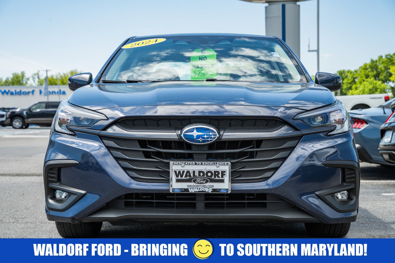 Used 2024 Subaru Legacy Premium AWD/4WD image 2