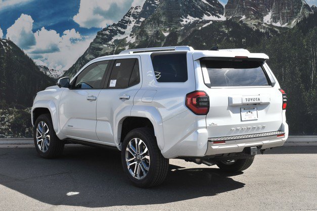 New 2026 Toyota 4Runner Limited AWD/4WD image 3