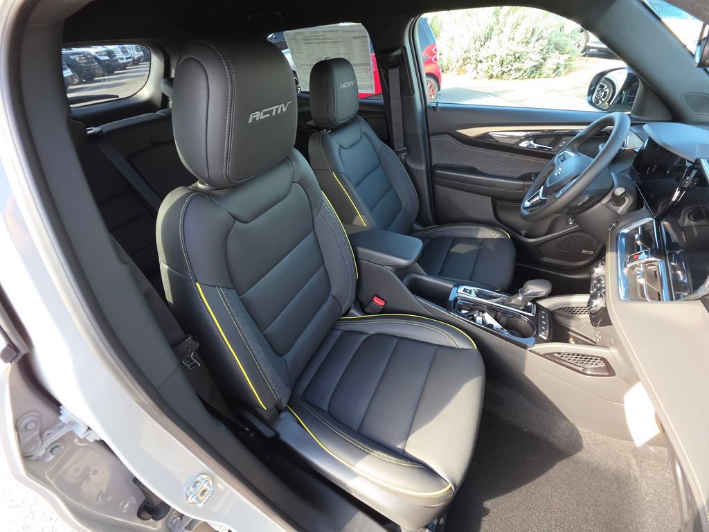 New 2026 Chevrolet TrailBlazer ACTIV w/ Convenience Package FWD image 12