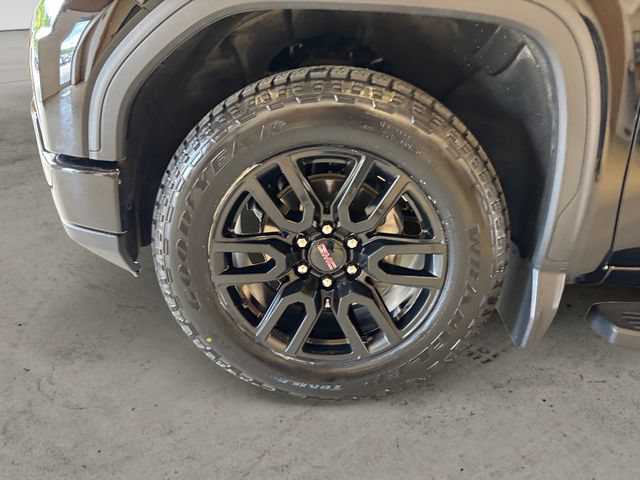 Used 2023 GMC Sierra 1500 Pro w/ Graphite Edition AWD/4WD image 15