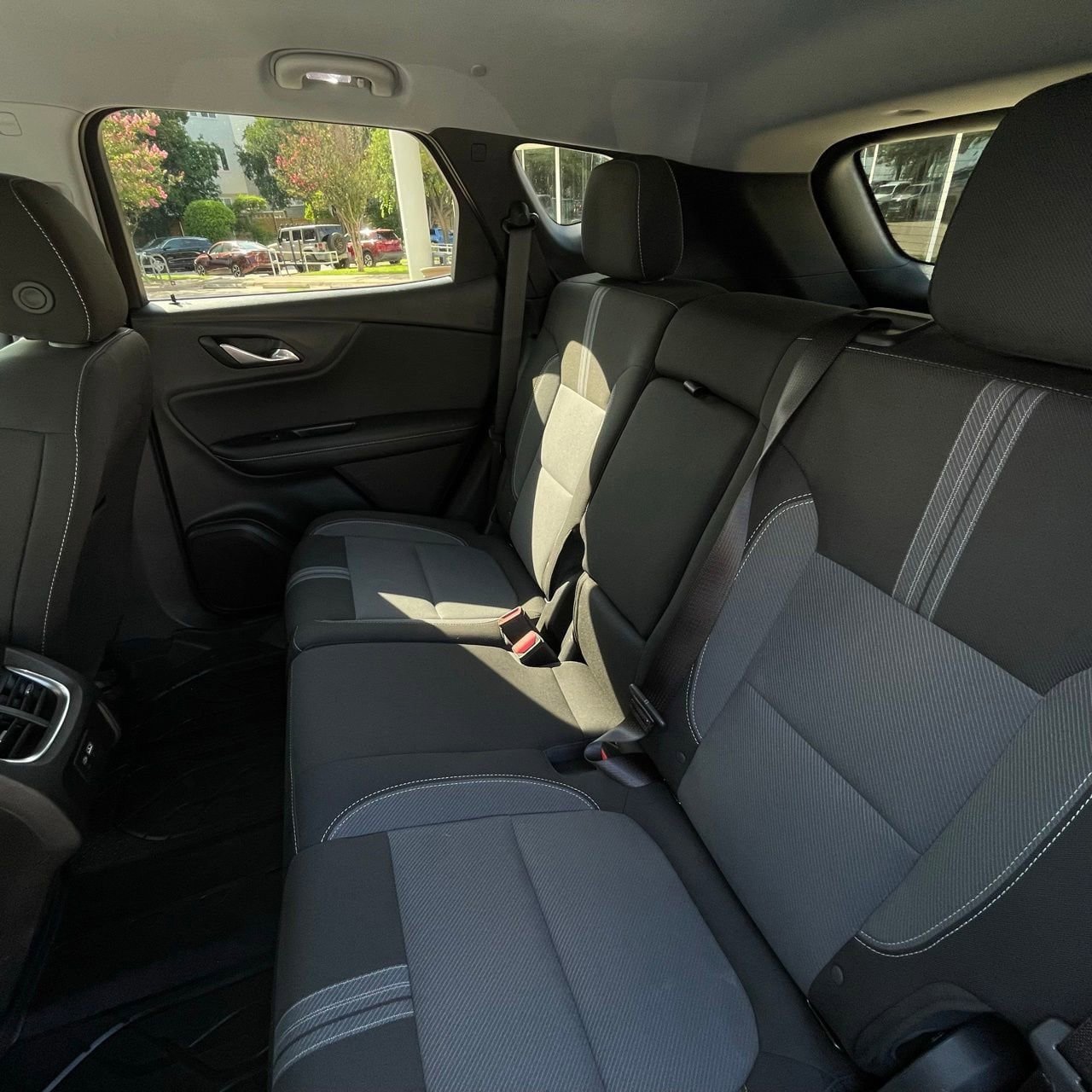 Certified 2024 Chevrolet Blazer LT w/ Convenience Package FWD image 23