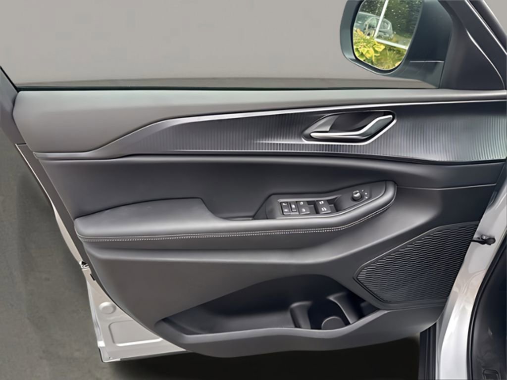 New 2025 Jeep Grand Cherokee L Laredo w/ Luxury Tech Group I image 11