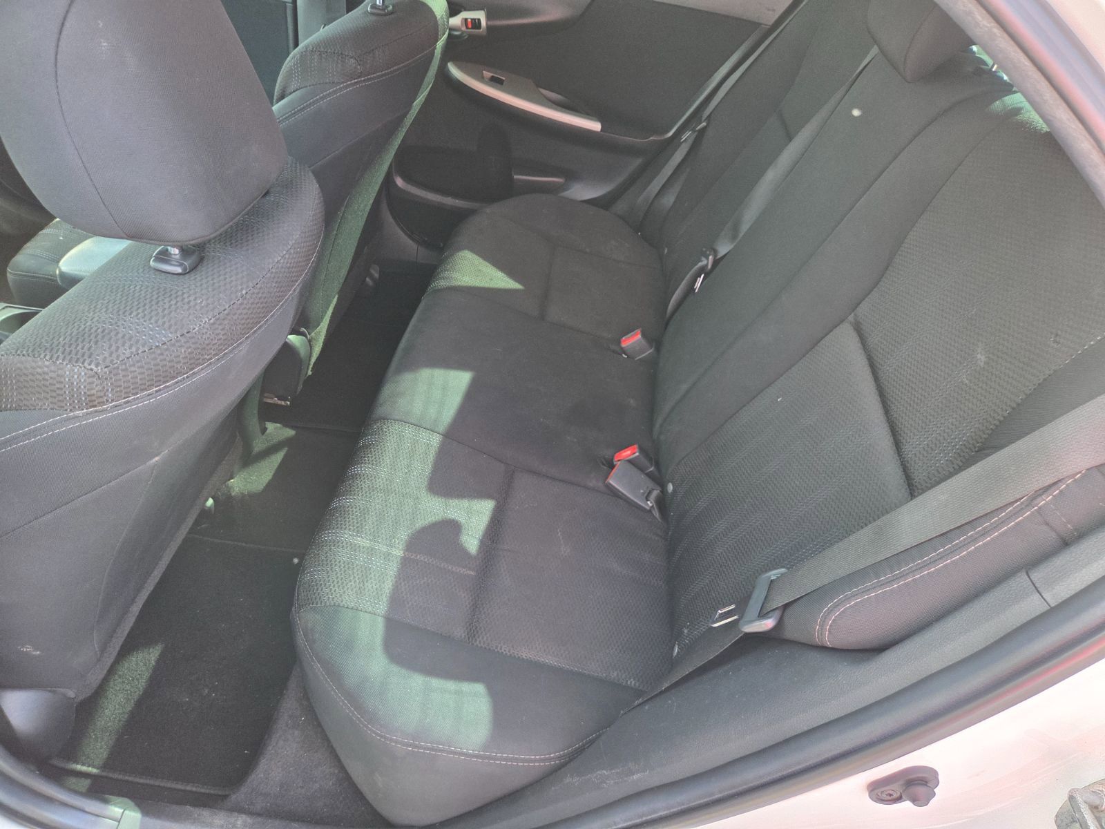 Used 2012 Toyota Corolla S image 11