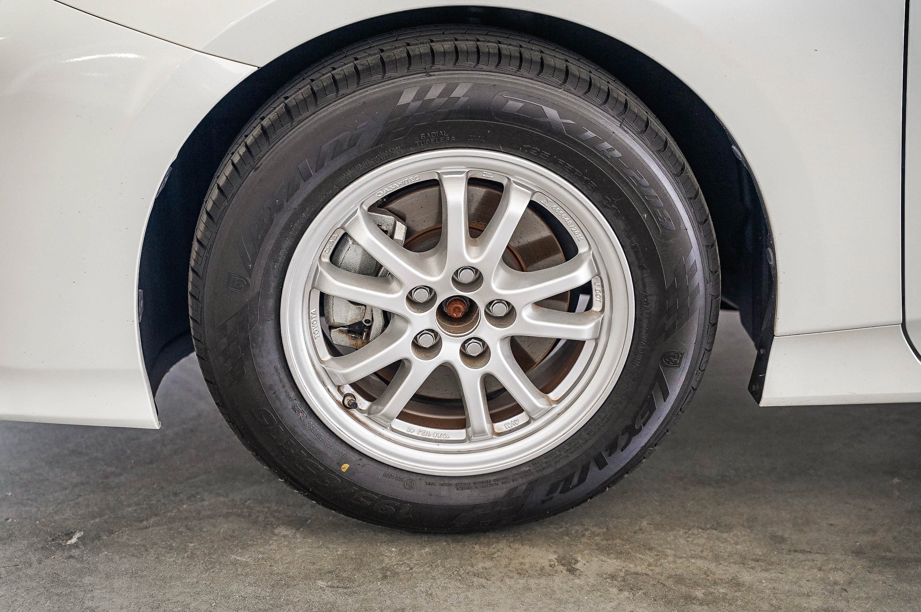 Certified 2020 Toyota Prius Prime LE image 7