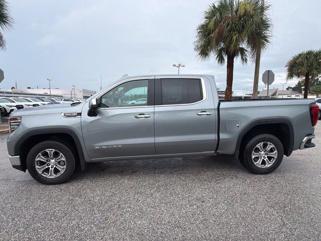 Used 2025 GMC Sierra 1500 SLT RWD image 2