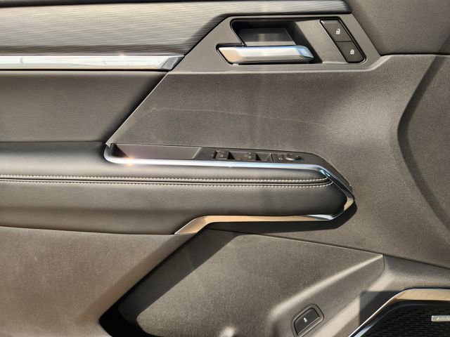 New 2026 GMC Acadia Elevation w/ Black Edition FWD image 39